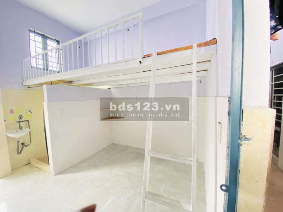 Cho thuê nhà trọ giá rẻ gần cầu vượt Lê Trọng Tấn, kệ bếp, giá tốt, khu an ninh yên tĩnh