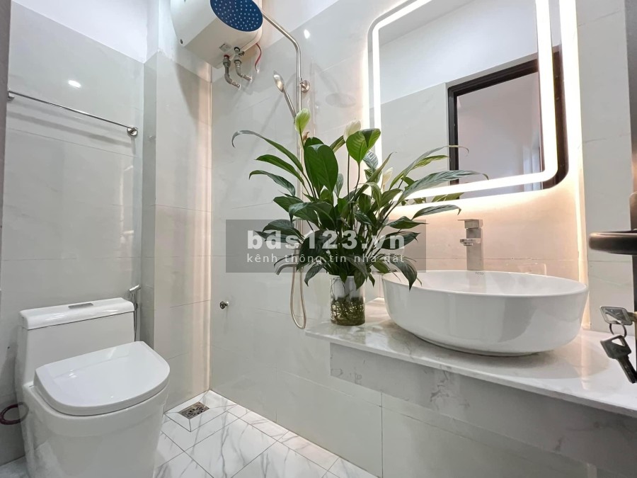 Nhà Khương Trung, nội thất nhập khẩu, diện tích sử dụng 33m2, giá bán 2.85 tỷ
