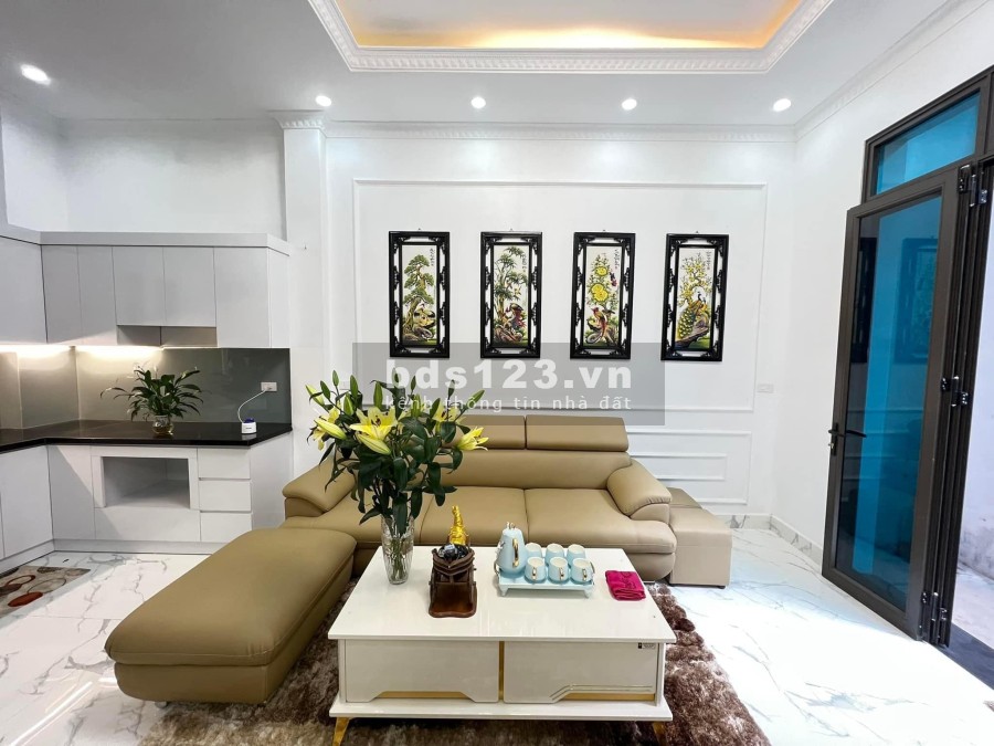 Nhà Khương Trung, nội thất nhập khẩu, diện tích sử dụng 33m2, giá bán 2.85 tỷ