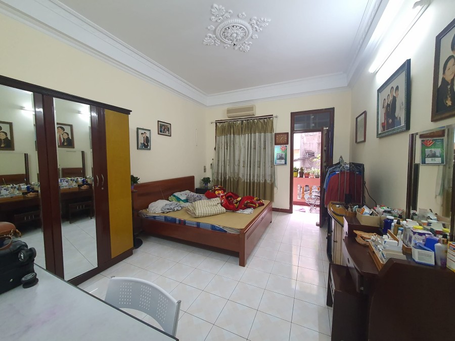 Bán gấp nhà phố Lê Trọng Tấn Quận Thanh Xuân diện tích 55m2 5 tầng giá bán 10,8 tỷ