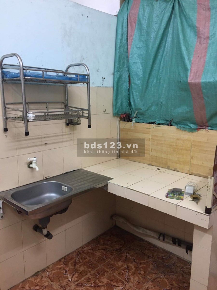 Cần bán căn hộ Bàu Cát II diện tích 30.7m2, giá tốt chỉ 1 tỷ 4 thương lương