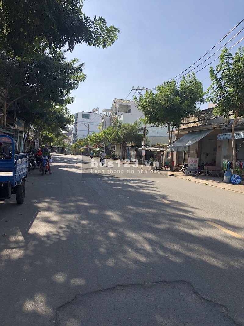 Bán nhà 1/ hẻm xe hơi, Nguyễn Phúc Chu, N6 nở hậu diện tích 8x18 158m2 giá 10 tỷx