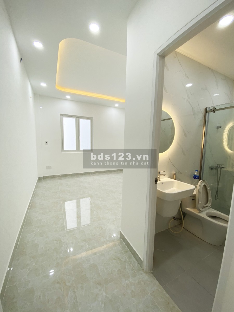 Bán nhà hẻm 56 đường Gò Ô Môi, phường Phú Thuận, Quận 7 giá bán 8.2 tỷ, thương lượng