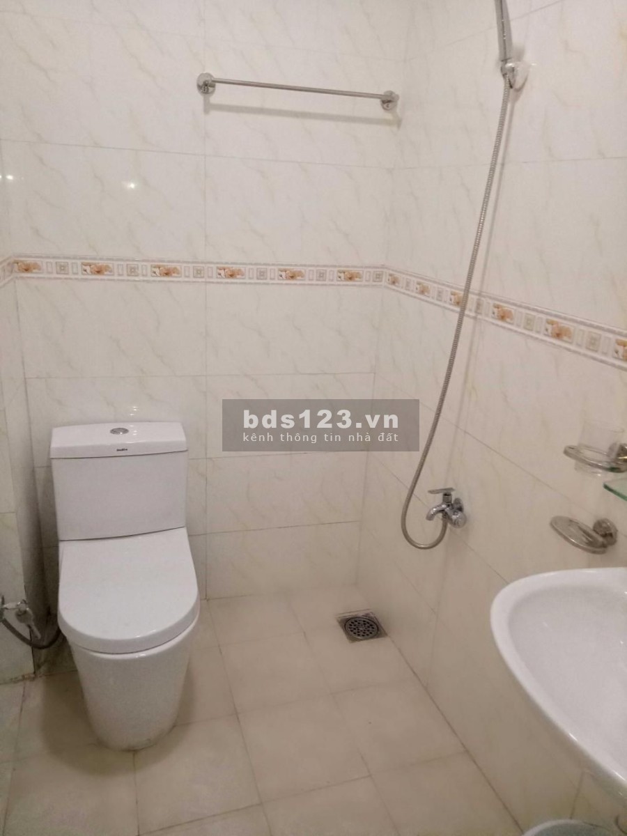 Bán nhà nguyên căn đường Lưu Chí Hiếu, Tân Phú, dtsd 45m2, nhà còn mới, giá 4.1 tỷ, thương lượng