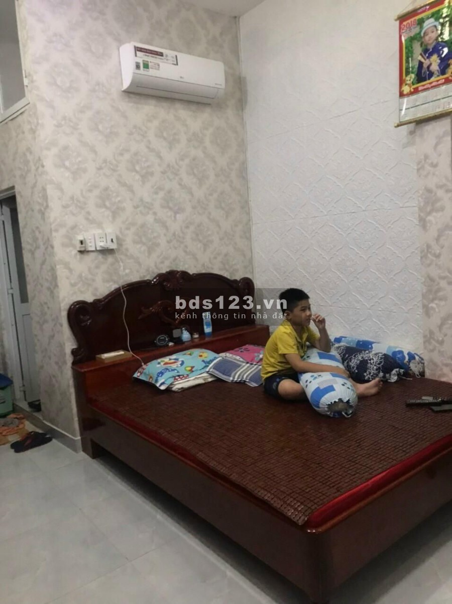 Bán nhà nguyên căn đường Lưu Chí Hiếu, Tân Phú, dtsd 45m2, nhà còn mới, giá 4.1 tỷ, thương lượng