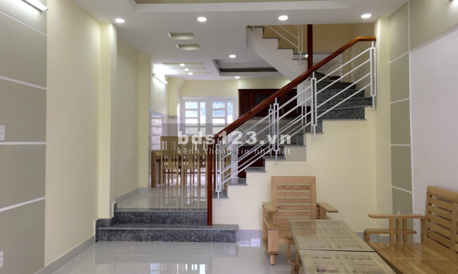 Diện tích rộng giá rẻ Vũ Trọng Phụng, Thanh Xuân, diện tcsh 52m2, đúc 5 tầng, giá 4.2 tỷ