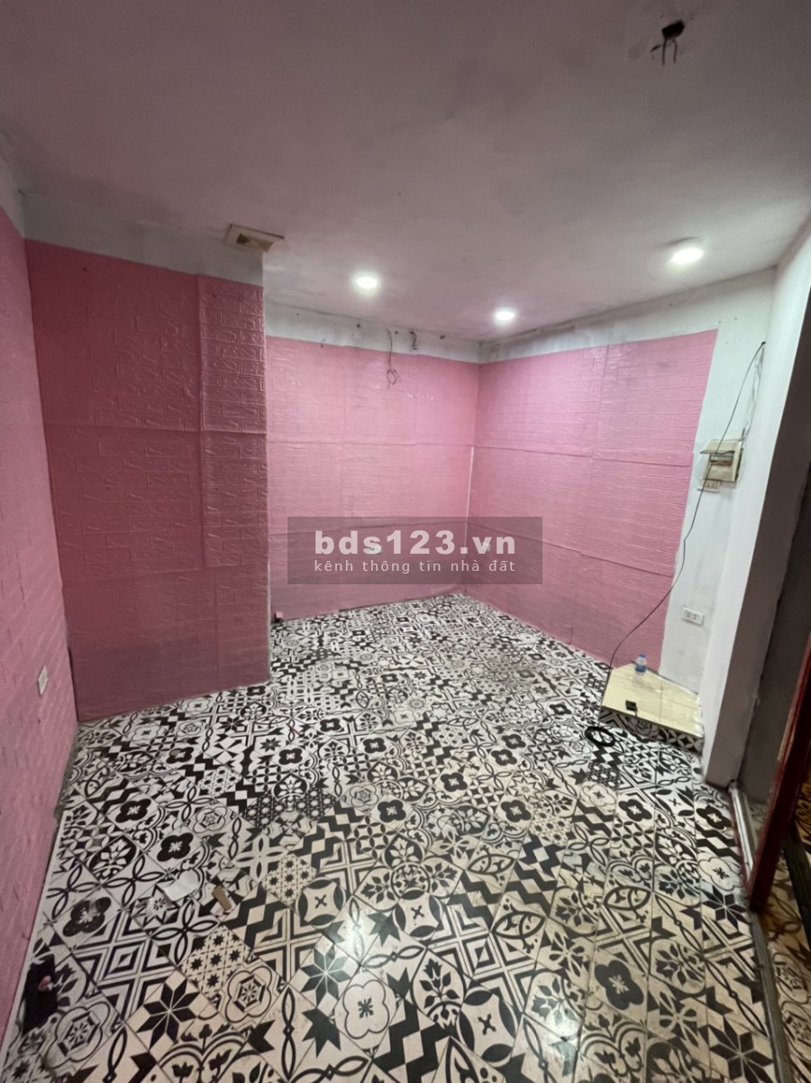Cho thuê cửa hàng ở Quận Hai Bà Trưng liên hệ chính chủ 0973432208, giá 5 triệu/tháng
