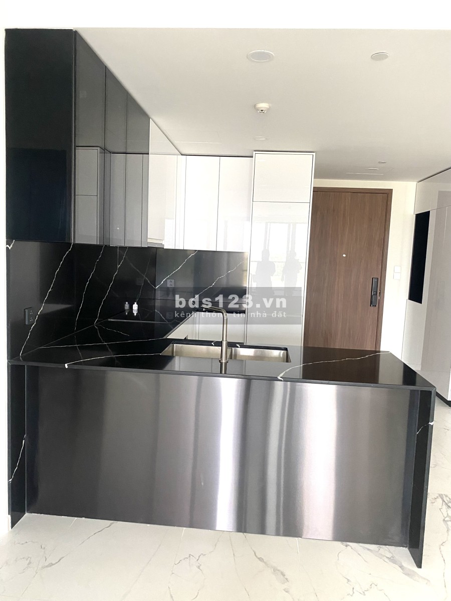 Cho thuê căn hộ sân vườn 210m2 giá chỉ 60 triệu/tháng bàn giao có đầy đủ nội thất vào ở được ngay