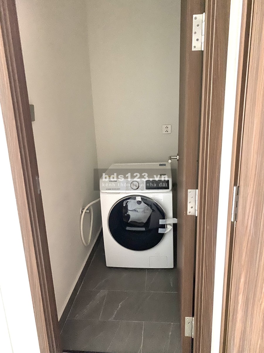 Cho thuê căn hộ sân vườn 210m2 giá chỉ 60 triệu/tháng bàn giao có đầy đủ nội thất vào ở được ngay