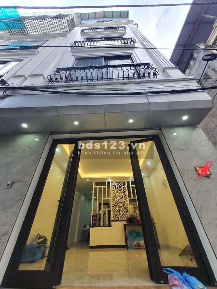 Nhà đẹp Ngọc Thụy, lô góc, ô tô đỗ cửa ngõ thông thoáng, 5 tầng DT 48m2 mặt tiền 4.5m, giá 4,8 tỷ