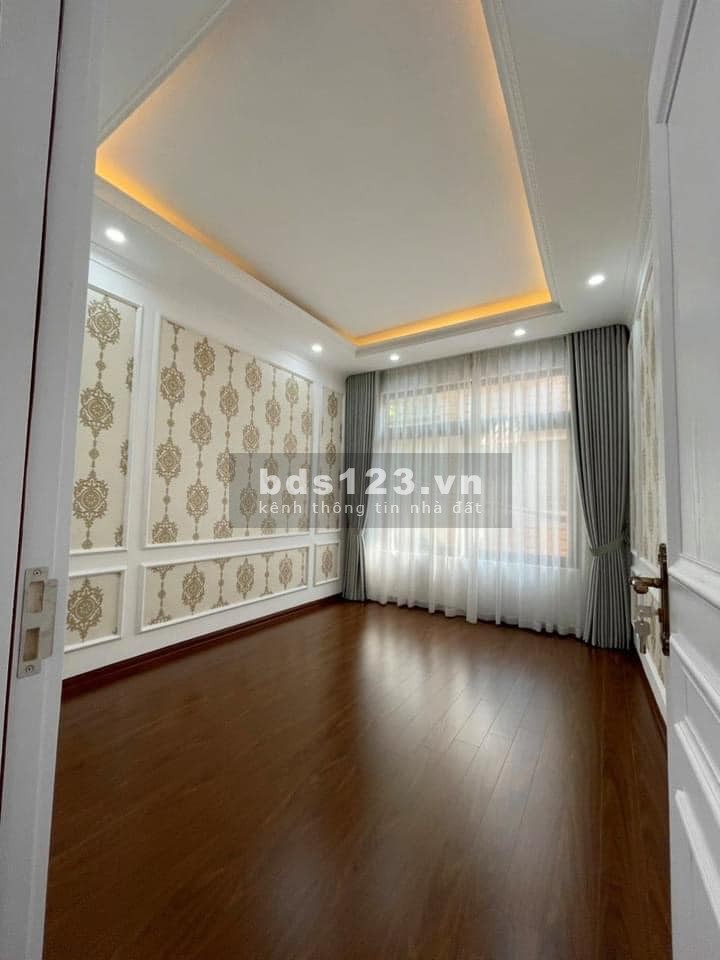 Bán nhà quận Hai Bà Trưng ô tô đỗ cửa, diện tích 60m2 đúc 5 tầng giá bán 8,7 Tỷ