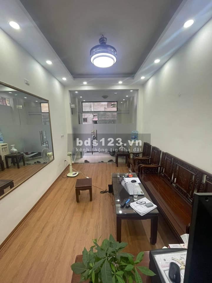 Bán nhà phân lô ô tô đỗ cửa Trần Cung, diện tích 50m2, 4 tầng kiên cố, giá bán 6.2 tỷ, lhcc