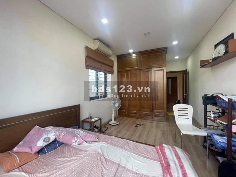 Bán nhà phân lô ô tô đỗ cửa Trần Cung, diện tích 50m2, 4 tầng kiên cố, giá bán 6.2 tỷ, lhcc