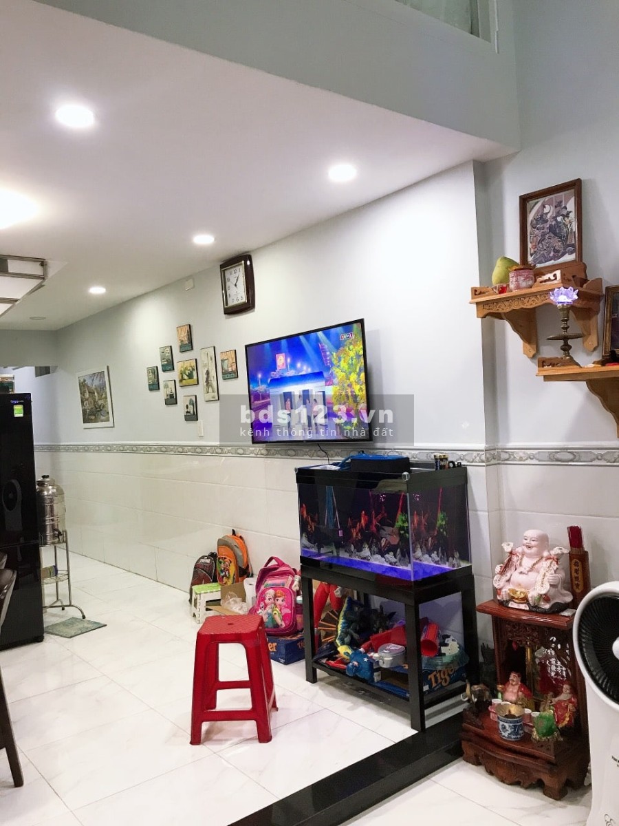 Bán nhà hẽm 4m cách mặt tiền đường 50m dtsd 53m2 phường 5 Tân Bình giá 5,4 tỷ