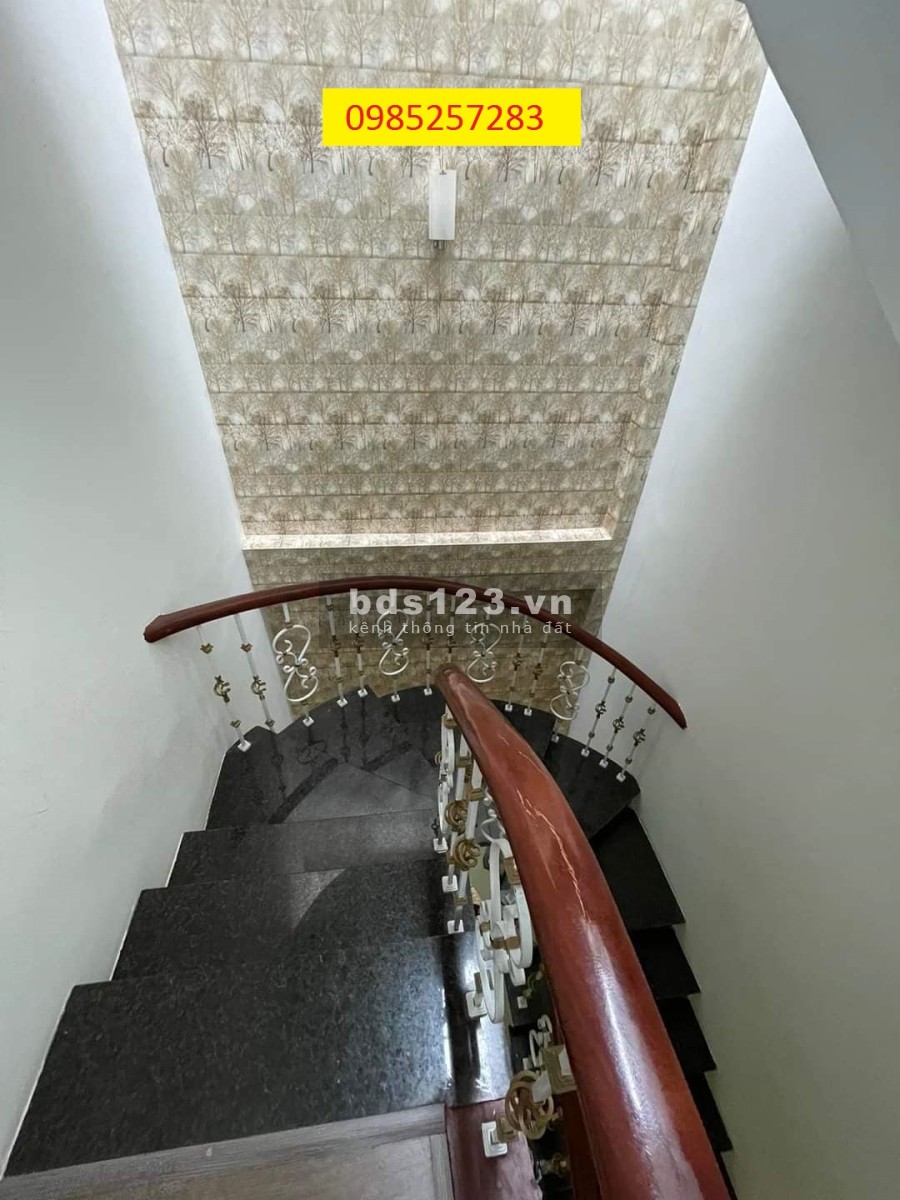 Siêu phẩm nhà mặt tiền kinh doanh phố Mễ Trì 6 tầng Quận Nam Từ Liêm, lh 0985257283