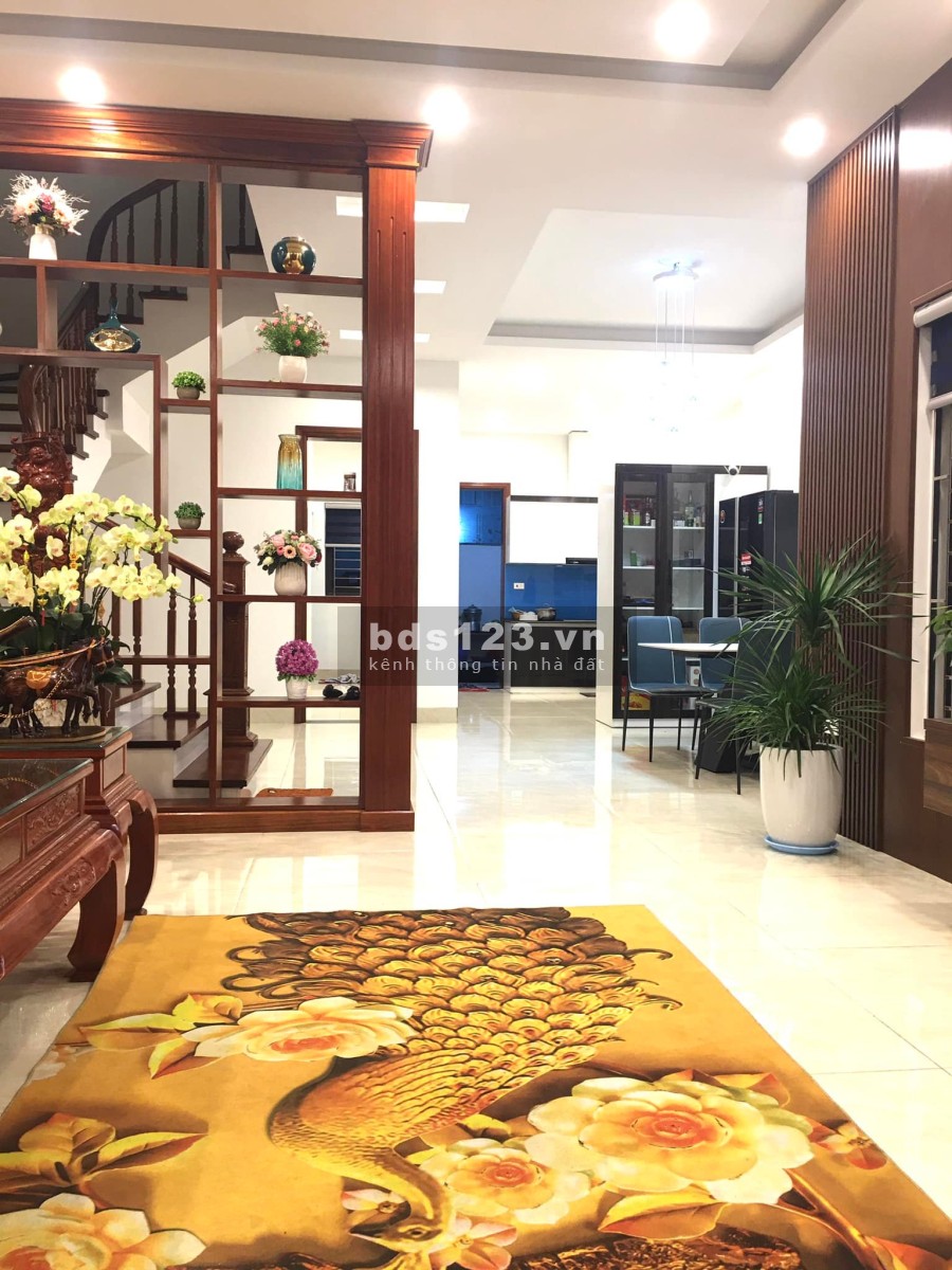 Bán nhà Cổ Điển B, Tứ Hiệp, lô góc, sổ đỏ chính chủ, có gara ô tô, dtsd 40m2*5 tầng, 3.7 tỷ