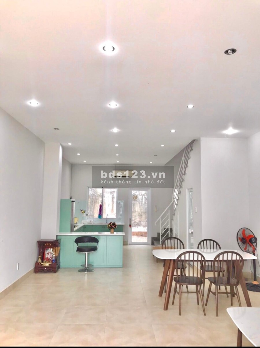 Cần bán gấp căn L3 Lê Thị Bảy, khu đô thị Phú Cường dãy nhà cạnh Shophouse, sổ sẵn