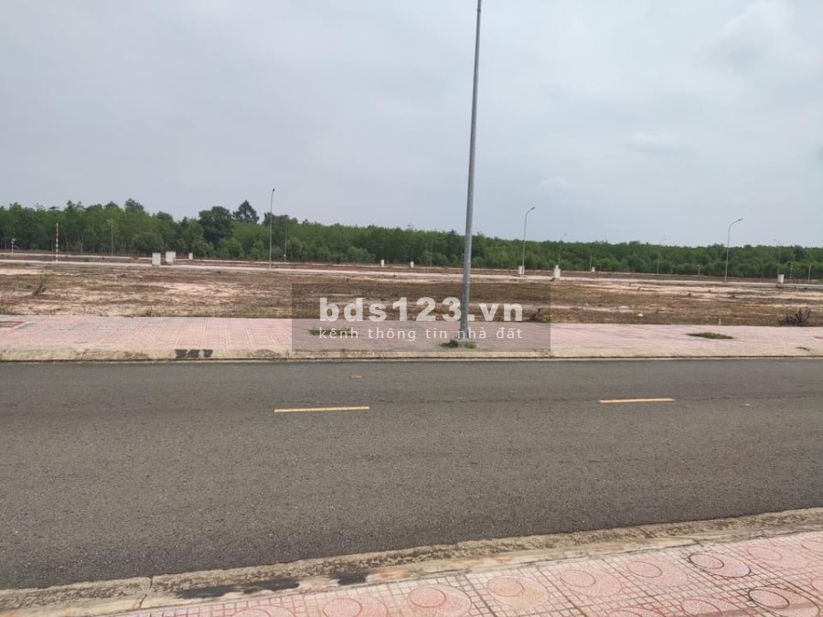 Cần bán gần sân bay Long Thành, chính chủ, thổ cư 100%, có sổ bàn giao pháp lý đủ