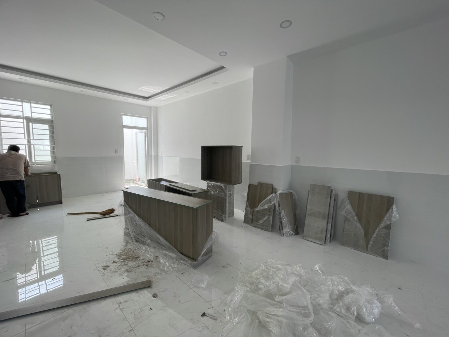 Đất thổ cư sổ hồng riêng Lê Văn Lương pháp lý chính chủ, giá đầu tư sinh lời cao