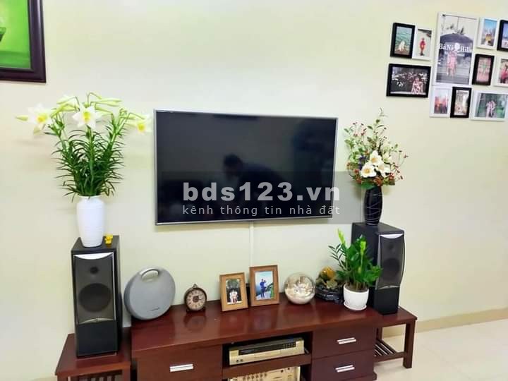 Chỉ 3.6 tỷ có ngay nhà tại trung tâm Hà Nội 62m*2T ô tô to đỗ cửa LH: E.Tiến 0983346555
