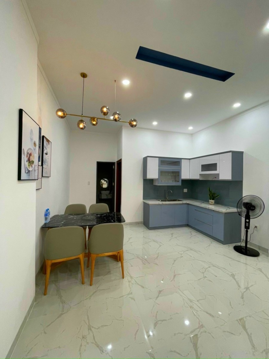 Mặt tiền hẻm 242 Nguyễn Đức Thuận giá bán 3,650 tỷ hướng tốt, gió vào mát mẻ, khu dân cư