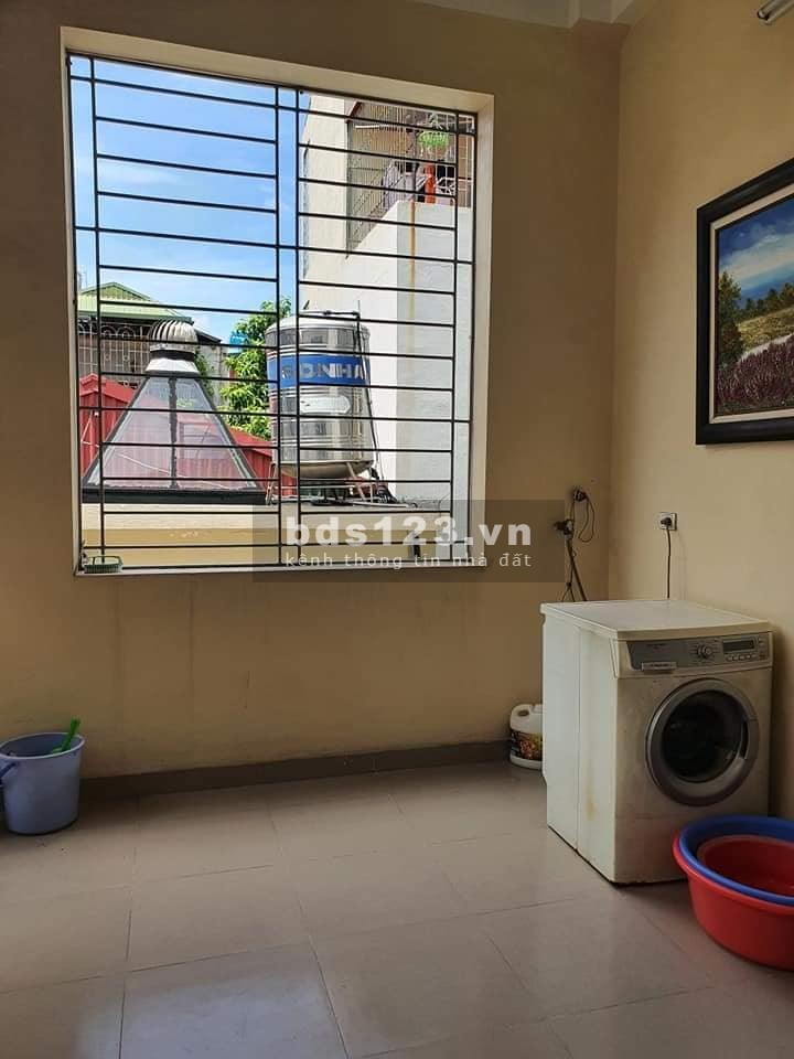 Cần bán nhà Hà Cầu Hà Đông giá bán chỉ 6,5 tỷ, khu dân cư đông đúc, liên hệ 0987202995