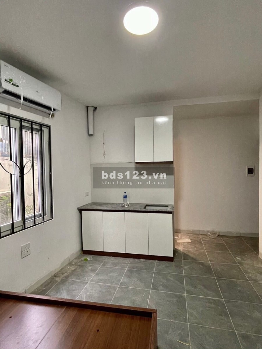 Bán toà chung cư mini 11 tầng rộng gần 80m2, có 24 phòng với giá chỉ hơn 10 tỷ, tịa ngã Tư Sở