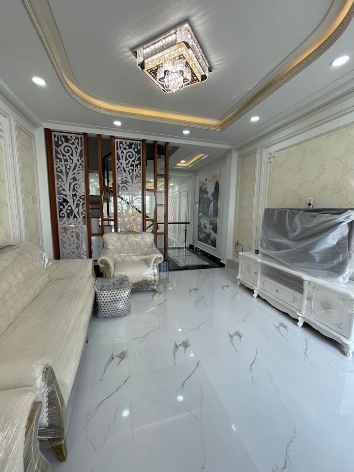 Chỉ từ 5 tỷ! Sở hữu căn hộ cao cấp sang trọng ở Kinh Dương Vương. LH:0988554091
