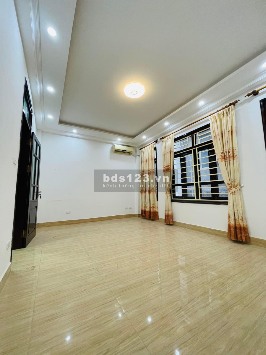 Bán nhà phố Vũ Tông Phan phường Khương Trung gần ô tô, diện tích 46m2, đúc 5 tầng