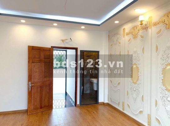 Sát Quận 1 diện tích sử dụng (4x13) Phan Văn Hân, Bình Thạnh, giá bán chỉ 3tỷ2.