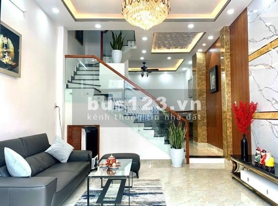 Sát Quận 1 diện tích sử dụng (4x13) Phan Văn Hân, Bình Thạnh, giá bán chỉ 3tỷ2.