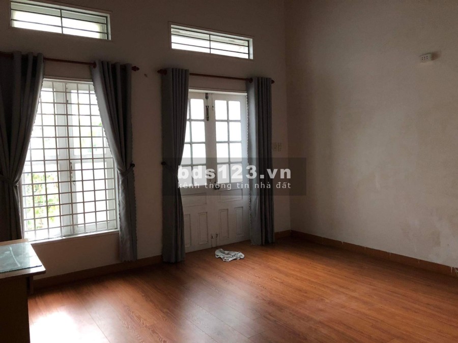 Nhà cách mặt phố 30m, sát trung tâm hành chính, Cầu sông Hàn giá bán 4 TỶ 4