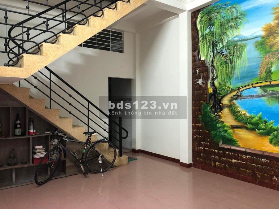 Nhà cách mặt phố 30m, sát trung tâm hành chính, Cầu sông Hàn giá bán 4 TỶ 4