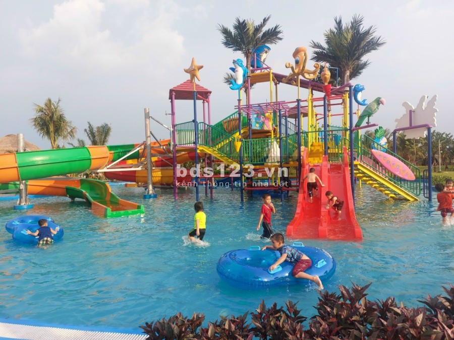 Bán Biệt Thự View Sân Golf 27 lỗ chuẩn Quốc Gia giá rẻ sập sàn.