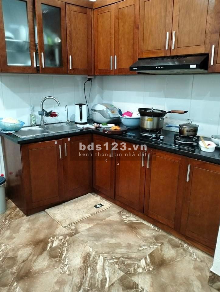 Vợ chồng trẻ chuyển công tác cần bán gấp, Nhà đẹp & rẻ nhất khu Dương Nội