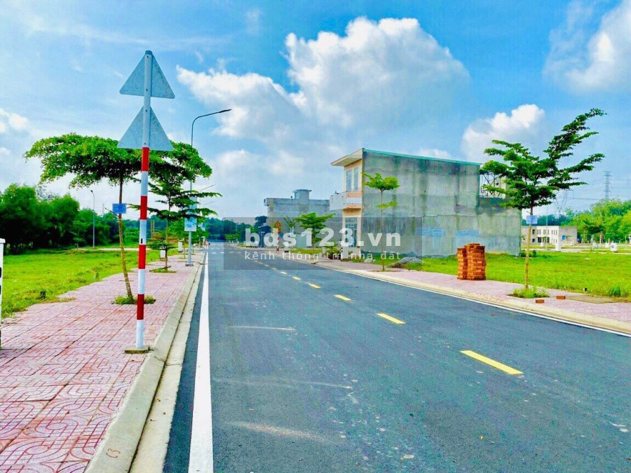 Đất sổ hồng riêng mặt tiền Quốc Lộ 13, thổ cư 100% ngay trung tâm hành chính Bàu Bàng
