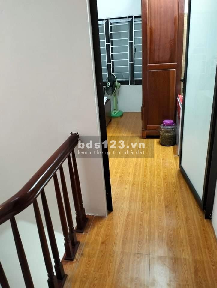 Vợ chồng trẻ chuyển công tác cần bán gấp, Nhà đẹp & rẻ nhất khu Dương Nội