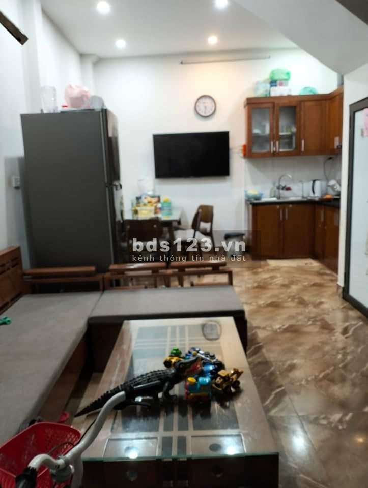 Vợ chồng trẻ chuyển công tác cần bán gấp, Nhà đẹp & rẻ nhất khu Dương Nội