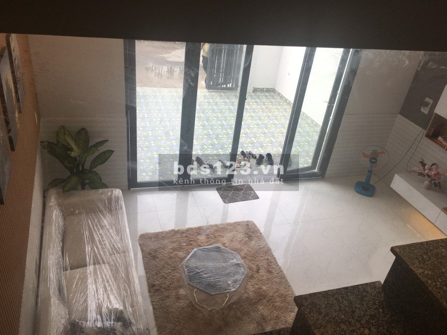 Cần bán nhà 1t1l ngay sau chợ Bình Chánh, sổ hồng riêng, chính chủ, công chứng ngay, giá 1tỉ2