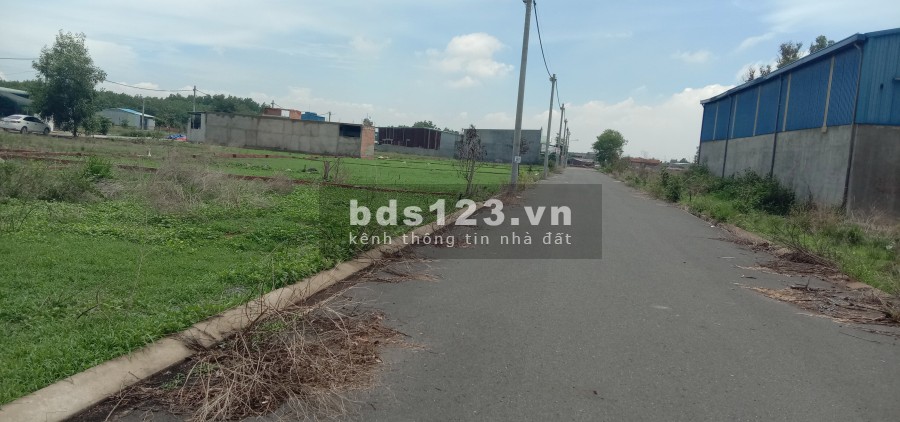Bán đất nền chính chủ không qua môi giới pháp lý chính chủ khu dân cư đông đúc, giá tốt