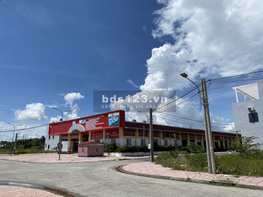 Cần bán đất nền Bến Tre thổ cư 100% giá rẻ mặt tiền chợ Thạnh Phú giá bán 2 tỷ
