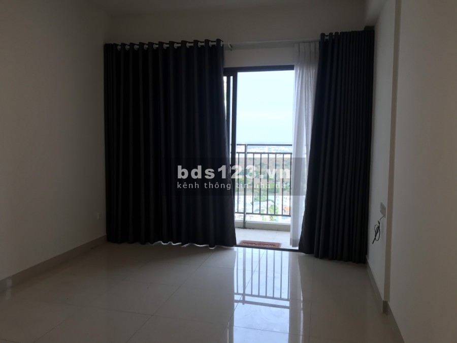 Căn 3PN nội thất cơ bản view sông tầng cao thoáng mát chỉ 13 triệu/tháng giá tốt