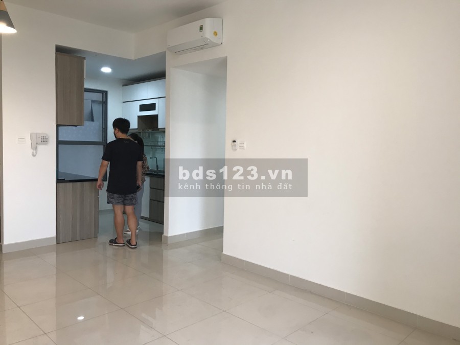 Căn 3PN nội thất cơ bản view sông tầng cao thoáng mát chỉ 13 triệu/tháng giá tốt