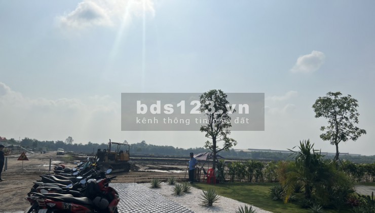 Đát nền 100m2 Đức Hòa Long An có Sổ Đỏ ngay trong 6-12 tháng
