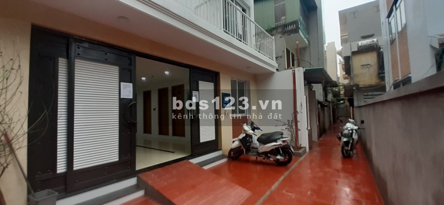 Tôi cần bán toà căn hộ Đặng Thai Mai Quảng An, Tây Hồ, dtsd 160m2, 8 tầng, mt 8m