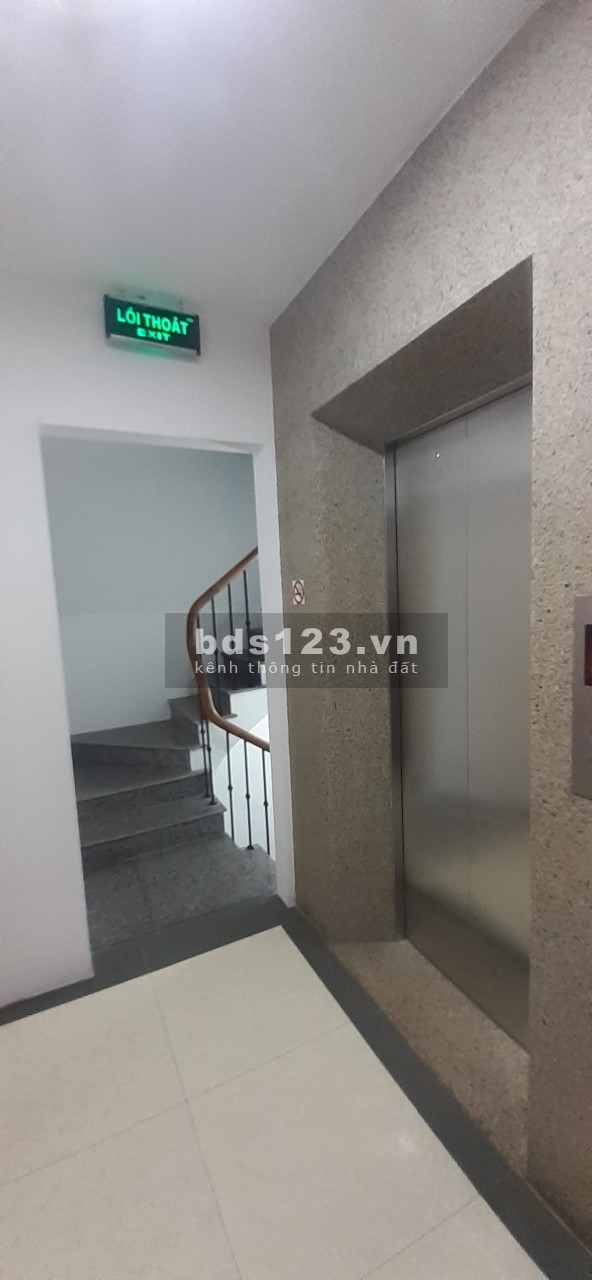 Tôi cần bán toà căn hộ Đặng Thai Mai Quảng An, Tây Hồ, dtsd 160m2, 8 tầng, mt 8m
