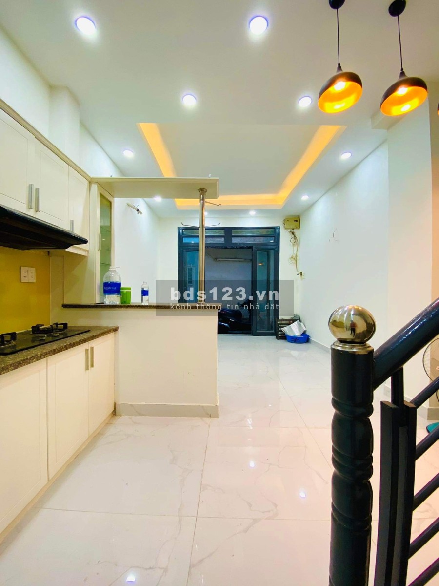 Nhà đẹp Đường Nguyễn Tri Phương, Phường 9 Quận 10 đầy đủ công năng