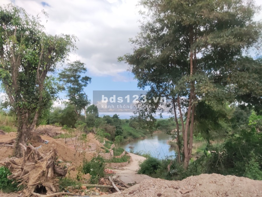 Bán mãnh vườn thôn 5 Diên Hồng, view sông bao đẹp, giá tốt tiện đầu tư, pháp lý đầy đủ