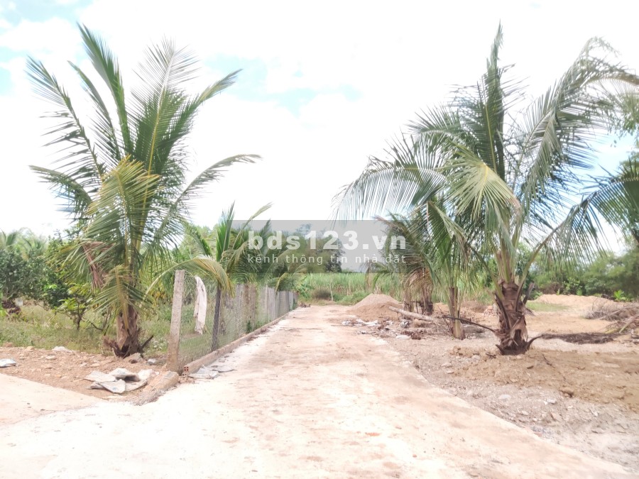 Bán mãnh vườn thôn 5 Diên Hồng, view sông bao đẹp, giá tốt tiện đầu tư, pháp lý đầy đủ