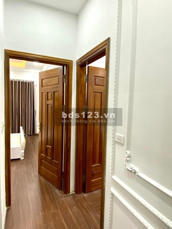 Chính chủ bàn nhà Minh Khai, Quận Hai Bà Trưng kinh doanh ngõ 2 ô tô dt 45m2, giá 1.45 tỷ